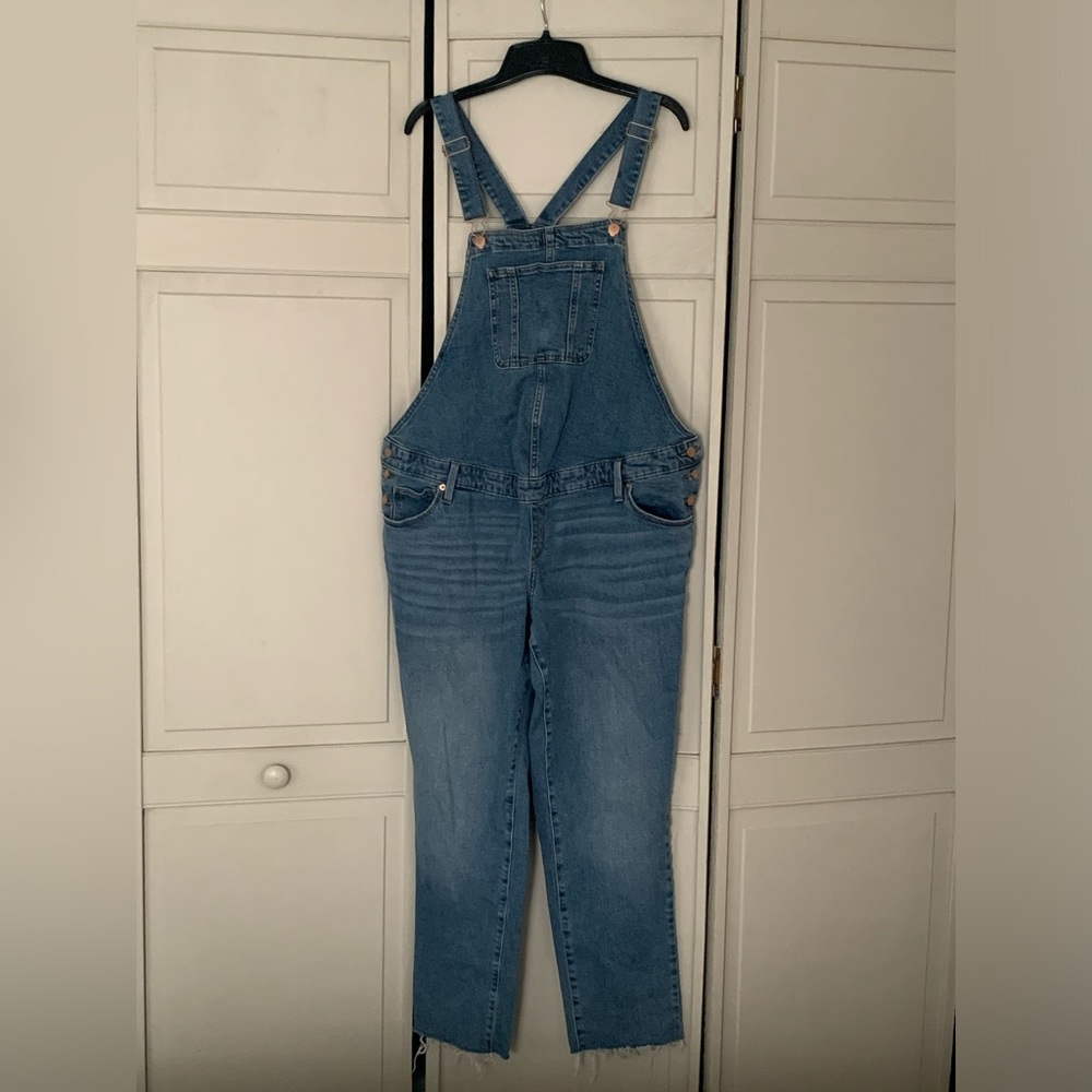 Isabel maternity overalls. Denim. Size 12. Great condition.